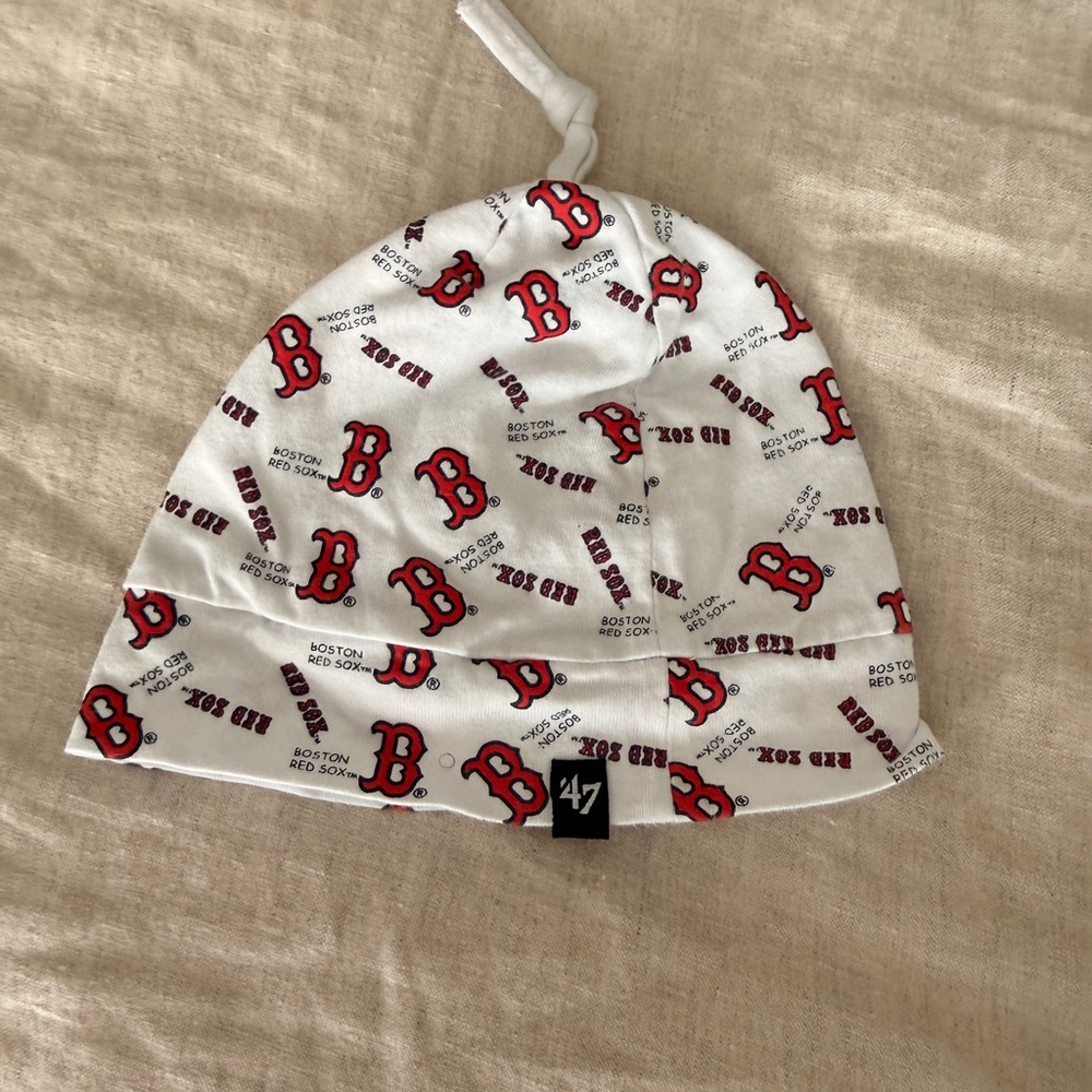 Boston Red Sox Kids Beanie - White and Red infant